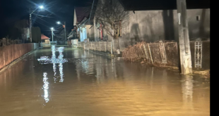 Inundații în Căianu Mic și Căianu Mare. Pompierii intervin de URGENȚĂ